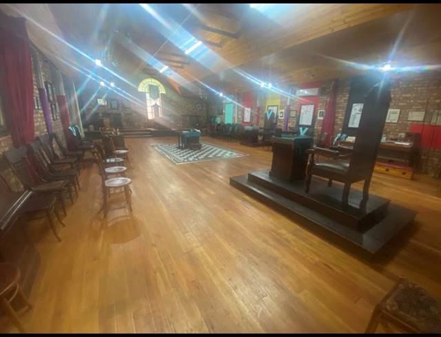 BUSINESS FOR SALE IN CLUBVILLE